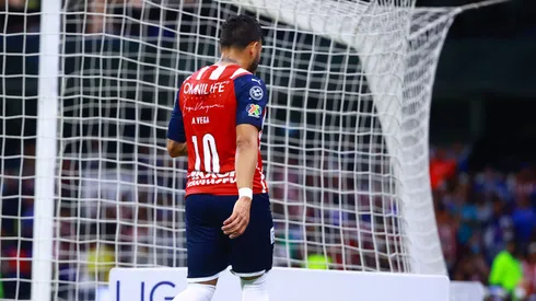 Tigres se echa para atrás y Chivas tendrá que resolver sus problemas con Alexis Vega