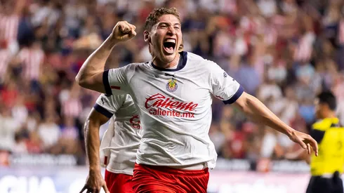 Luis Olivas se despidió de Chivas.