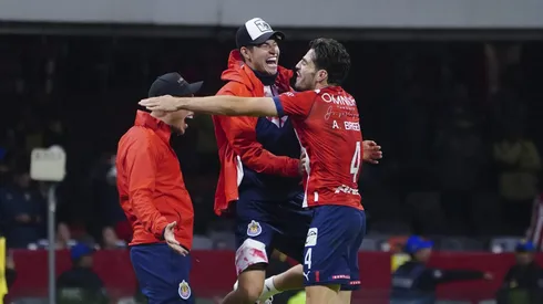 ¡CAMPEONES! Los jugadores de Chivas que se llevará Gerardo Espinoza al Tricolor