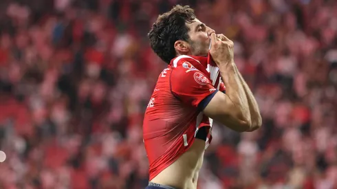 Pollo Briseño acaba contrato con Chivas.