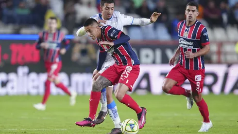 Fichajes: ¿Quién será el sacrificado en Chivas si Luis Chávez llega como refuerzo?