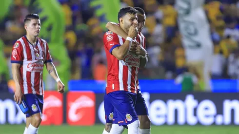 Alexis Vega vuelve a manifestarse por el dolor que le produjo perder el título con Chivas