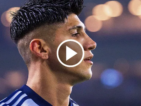 Golazo de Alan Pulido para Sporting Kansas City