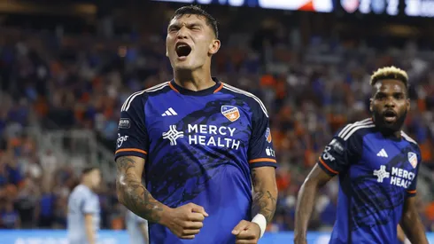 Brandon Vázquez presumió su hat-trick