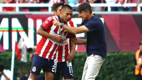 Chivas envía a la tribuna a estos tres jugadores.