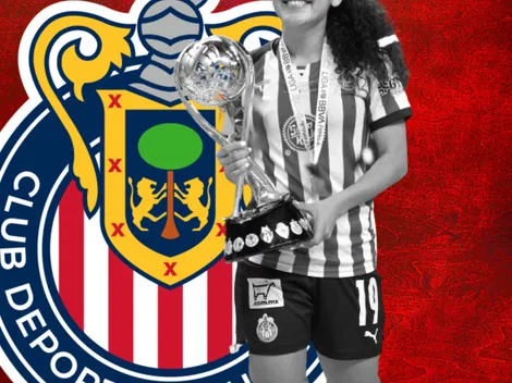 ¡La despidieron y se retiró!