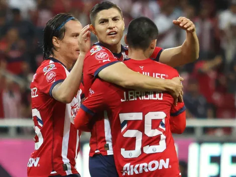 ¡Fiesta en el Akron! Chivas bailó al San Luis