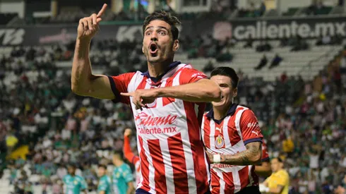 Antonio Briseño fue figura protagónica en el debut triunfal de Chivas en el Apertura 2023