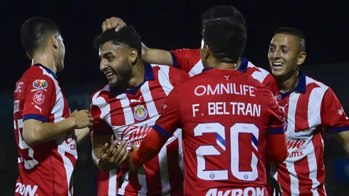 Se confirmó el jugador que volverá a Chivas tras la ausencia de Alexis Vega