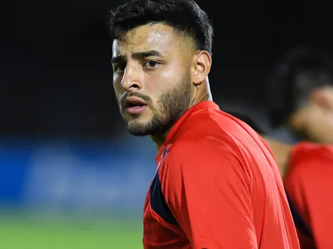 Se confirmó cuántos partidos se pierde Alexis Vega