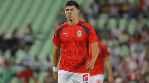 Érick Gutiérrez ha sido muy cuestionado por la afición de las Chivas tras su modesto desempeño