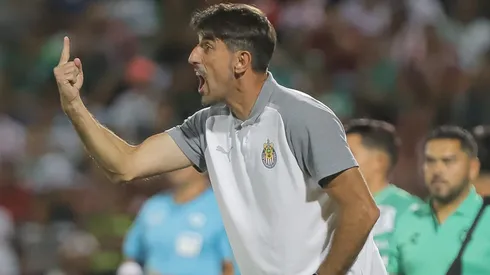 Veljko Paunovic cuestionó de forma contundente el desempeño de su mediocampo en Torreón