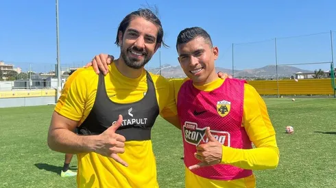 Pizarro brilló en el AEK Atenas