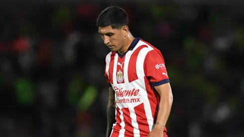 Los fanáticos estallaron contra Víctor Guzmán.