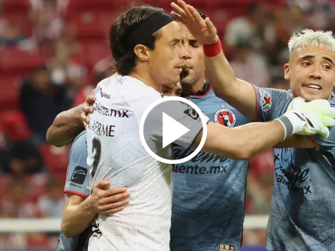 Toño Rodríguez impide la ventaja de Chivas y ataja penal de Víctor Guzmán
