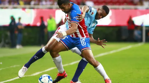 El lateral izquierdo formado en Chivas saldría de la agencia libre para reforzar a Pachuca