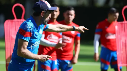 Veljko Paunovic dará el lunes los toques finales a la preparación de Chivas en la Jornada 5