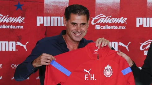 Fernando Hierro presume con orgullo el nuevo refuerzo de Chivas para el Apertura 2023