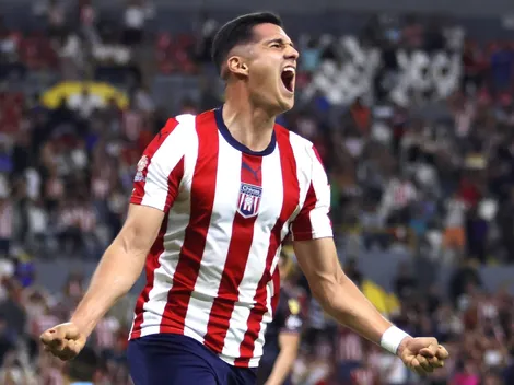 Paunovic y el gran motivo por el que no lo convence el Tepa González