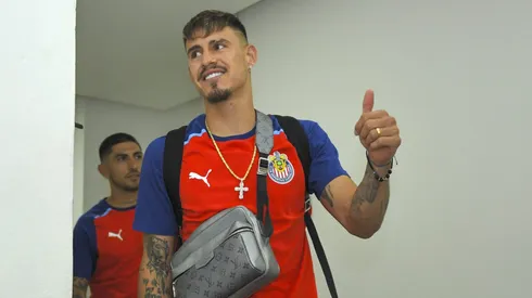 ¡MAL Y DE MALAS! Definen el tiempo que estará fuera de Chivas Cristian el Chicote Calderón