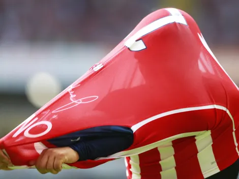 Renovó con Chivas y seguirá como rojiblanco