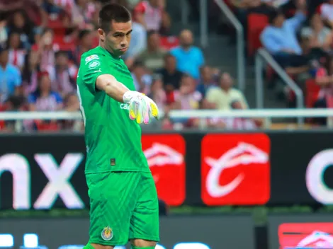 Afición de Chivas exige rotación en la portería