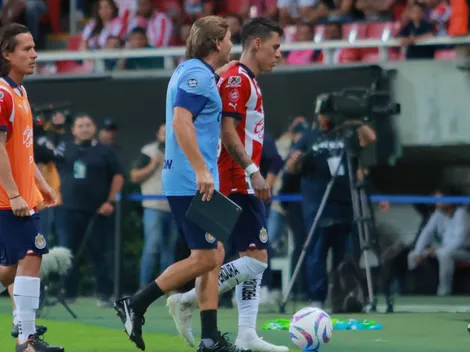 Auxiliar de Paunovic se encara con aficionados de Chivas