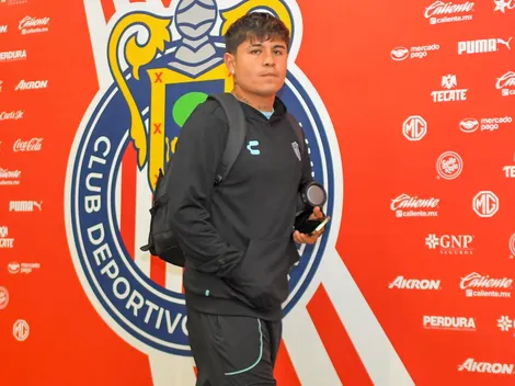 Así recibieron los jugadores de Chivas a Chofis López