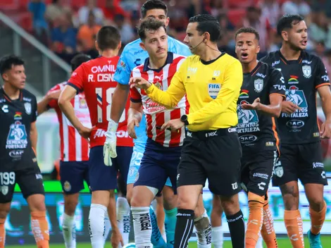 La critica contra César Arturo Ramos por el penal a Roberto Alvarado