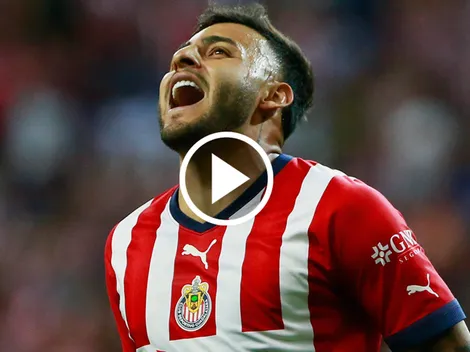 Afición recibe con abucheos a Alexis Vega en Chivas vs. Pachuca