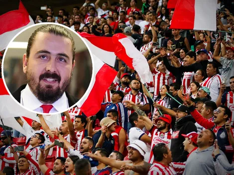 Afición de Chivas estalla contra Vergara tras fotografiarse con Sabatini