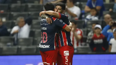 Chapo Sánchez defendió al Pocho Guzmán y Víctor Guzmán post clásico.