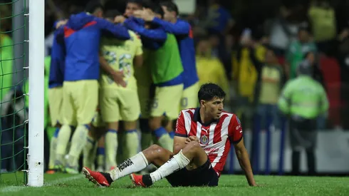 ¿Cómo quedó Chivas en la tabla de posiciones tras caer ante América?