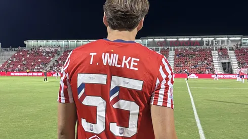 La afición de las Chivas se ilusionó con el debut goleador de Teun Wilke en el Tapatío