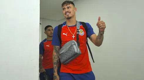 Cristian Calderón comenzó las negociaciones con Chivas para renovar su contrato