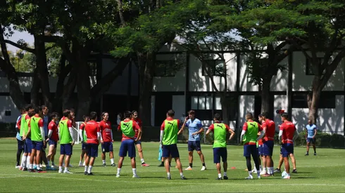 Veljko Paunovic convocó a 26 futbolistas para la visita al América en el Estadio Azteca