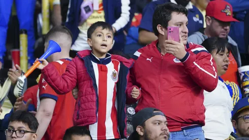 La afición de las Chivas estará presente el sábado en las tribunas del Estadio Azteca para la edición 250 del Clásico Nacional