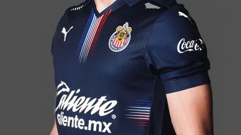 La afición del Guadalajara adelanta una campaña de intriga para revelar el tercer jersey de Chivas