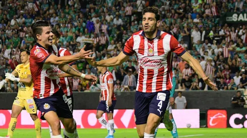 Chiquete Orozco tiene todo para ser de los mejores centrales del mundo: Pollo Briseño