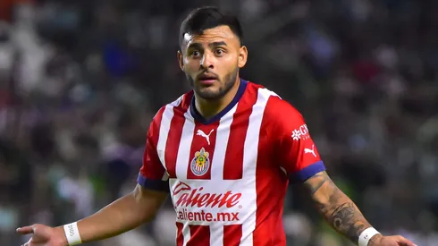 Chivas se prepara para enfrentar a Pumas sin Alexis Vega