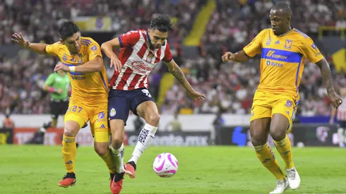 Chivas no pudo contra Tigres en la Jornada 14 de la Liga MX