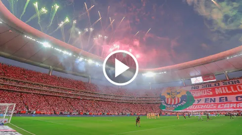 Así de lastimado quedó el césped del Akron por el concierto de The Weekdn