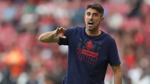 Veljko Paunovic quiere levantar a Chivas.