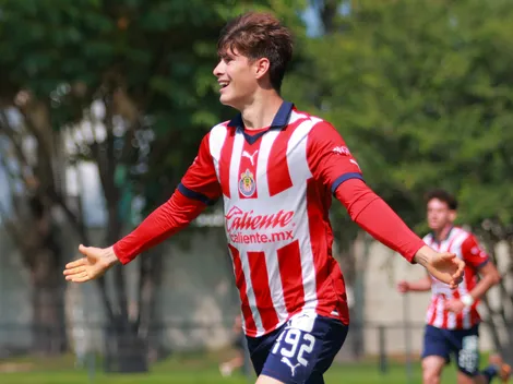 Armando González se mantiene imparable en la Sub 23 de Chivas