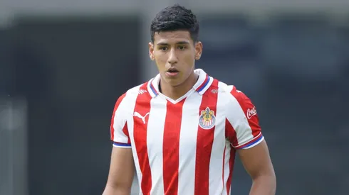 Lo que deberá hacer Raúl Martínez para volver al primer equipo de Chivas, tras indisciplina