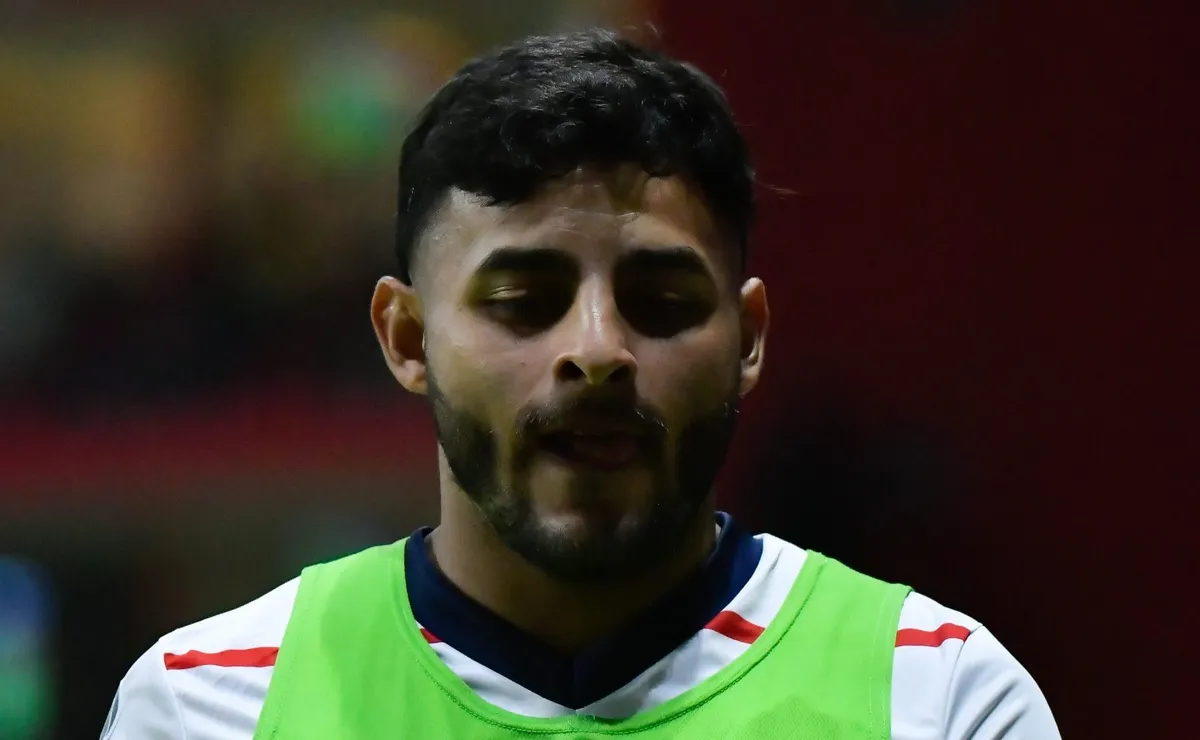 Chivas: Alexis Vega reaparece en sus redes sociales tras el escándalo ...