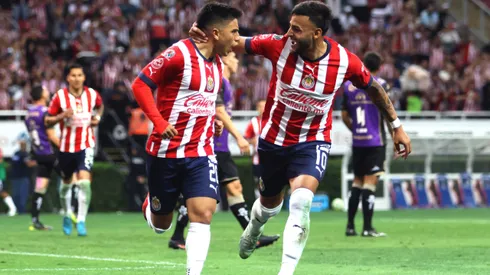 Fernando Beltrán reconoció el motivo por el que defendió a Alexis Vega de los abucheos de la afición de Chivas