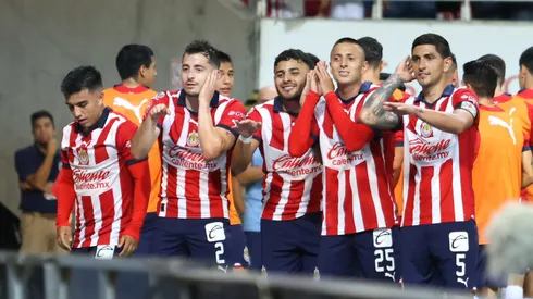 Noticias de Chivas hoy 6 de octubre: ¿Por qué se va Pauno?; Amaury Vergara, en problemas