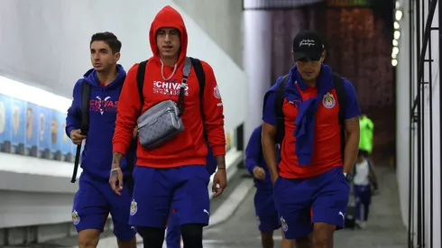 Exdirectivo se lanza contra Chivas por exhibir indisciplina de Vega y Chicote: No tiene que ser público