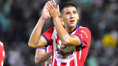 El canterano de Chivas fue elegido por Veljko Paunovic para el primer equipo por encima de Diego Campillo